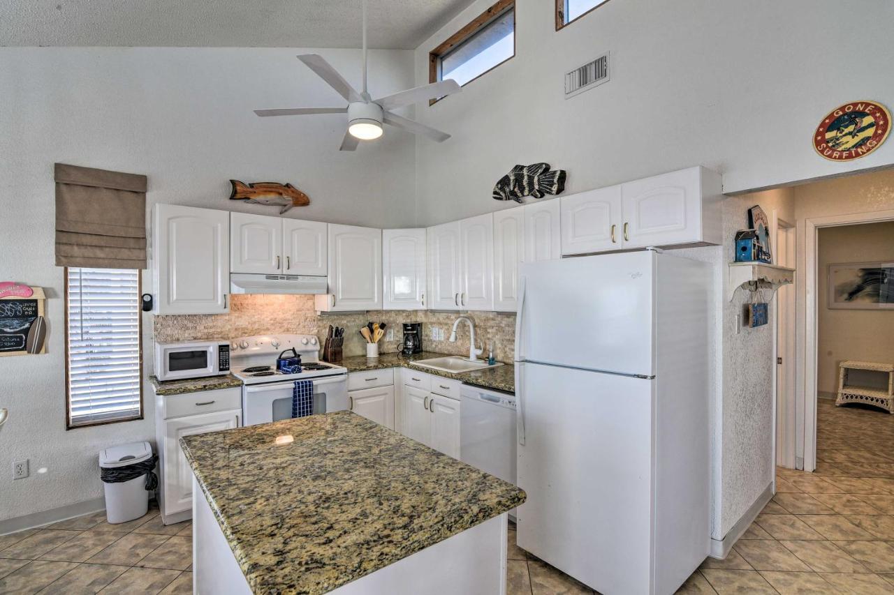 Galveston Beachfront House With Deck And Ocean Views! ภายนอก รูปภาพ
